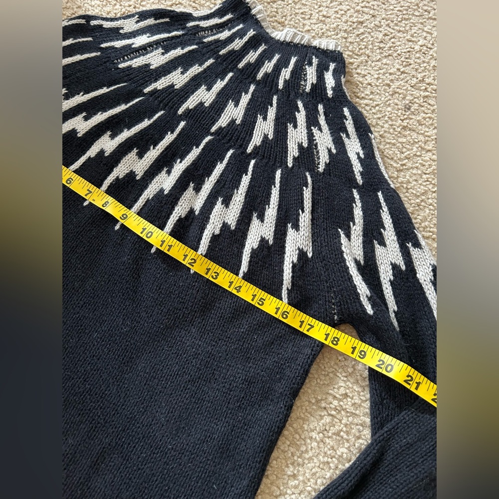 525 America Black and White Turtleneck Sweater - Picture 7 of 8